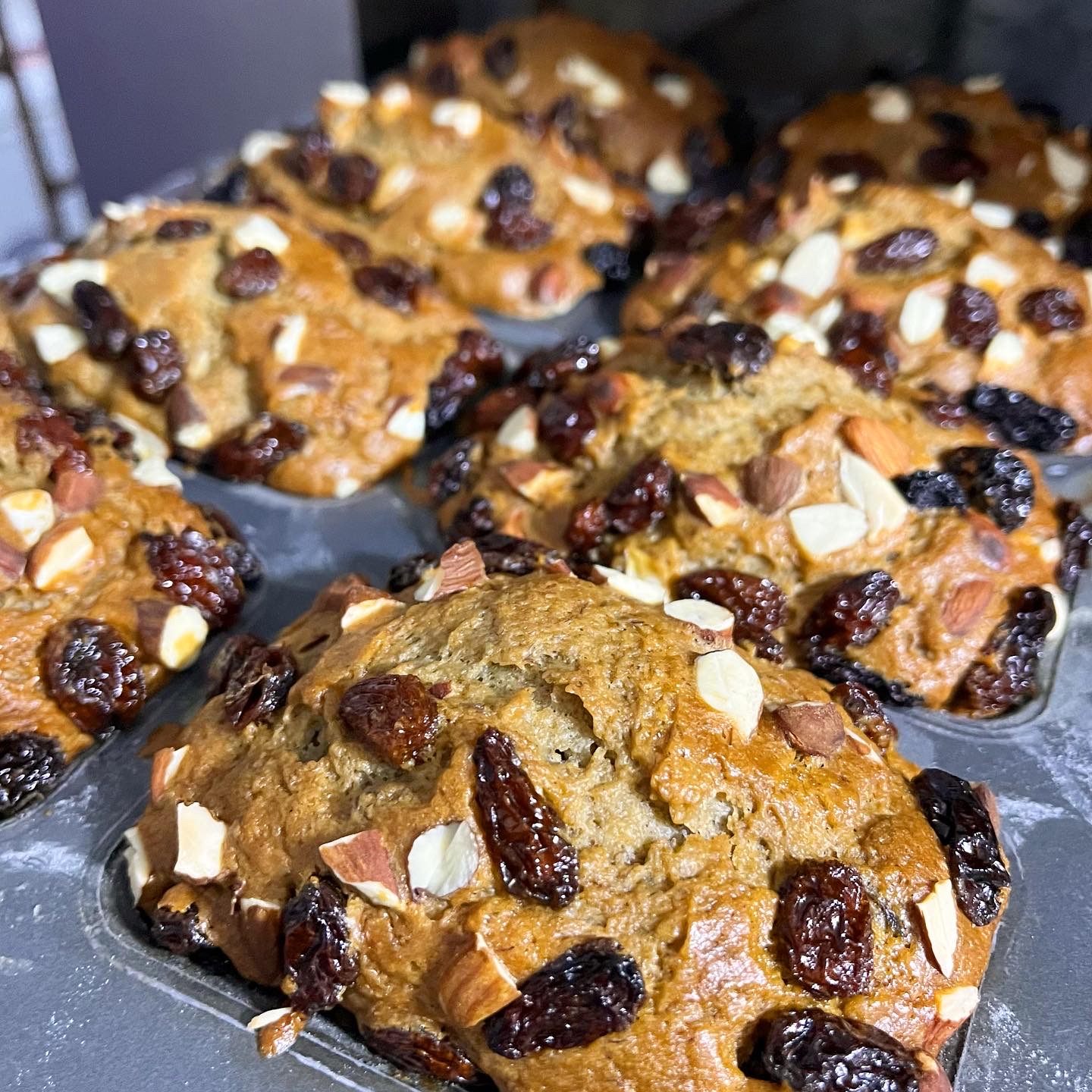 Almond & Raisins Banana Bread